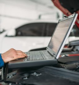 Computer diagnostics of the car in auto-service